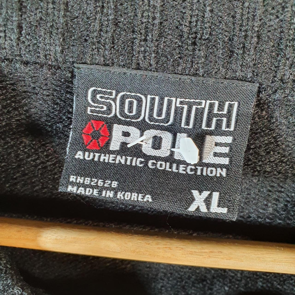 Vintage SouthPole Y2K Spellout Knit Sweater Jumper Mens XL Black Striped Pullover Hip Hop