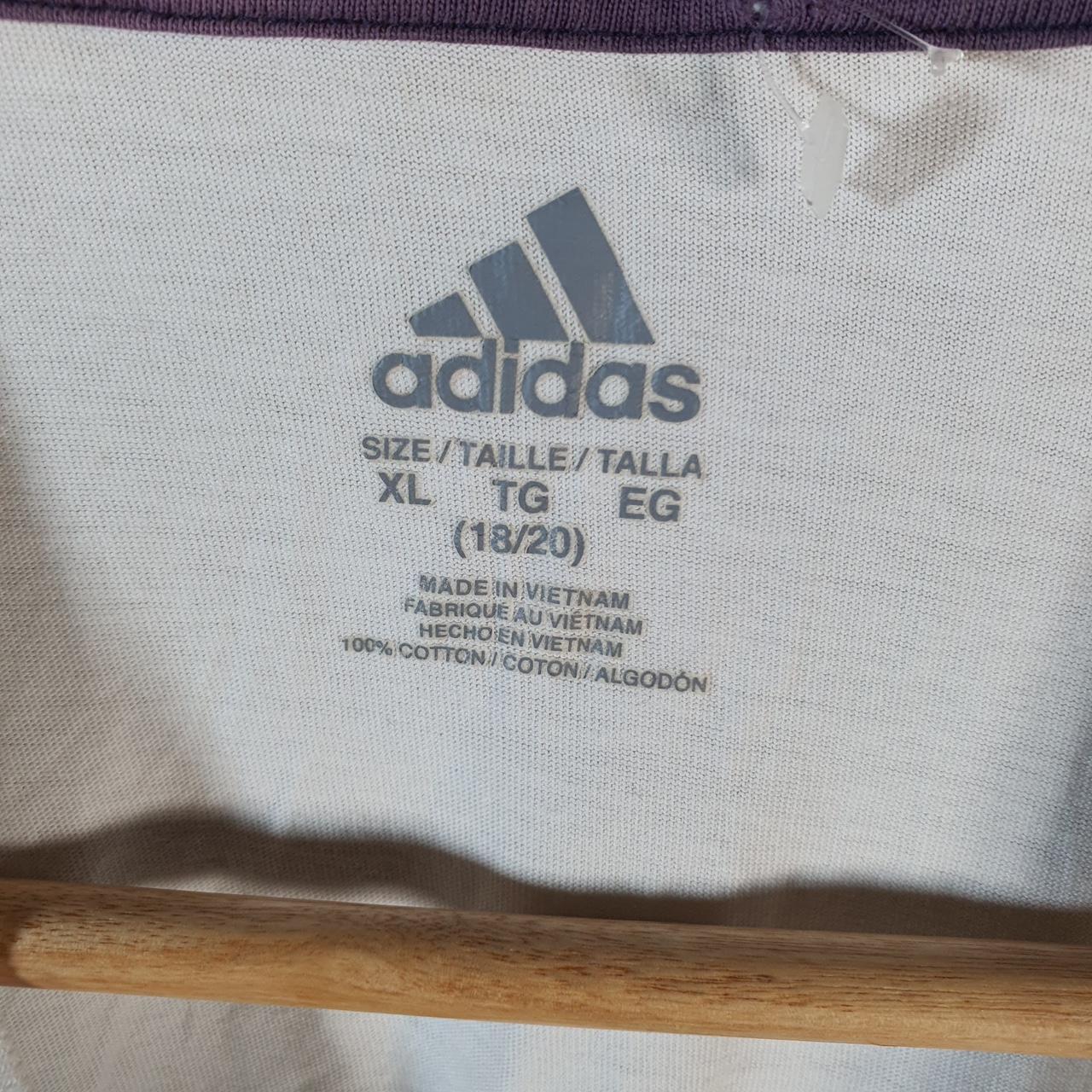 Vintage Adidas Spellout Tee T Shirt Womens XL White Three Stripes Logo Athletic