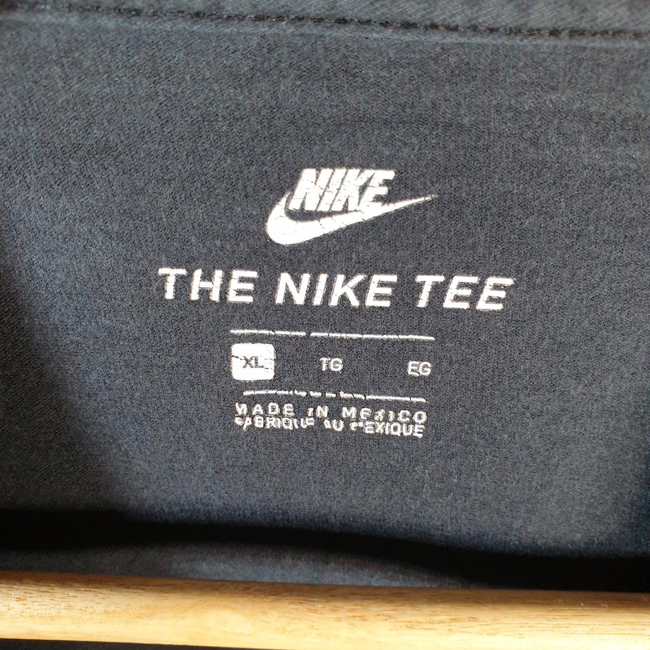 Vintage Nike Club Spellout T Shirt Men’s XL Black Graphic Swoosh Athletic