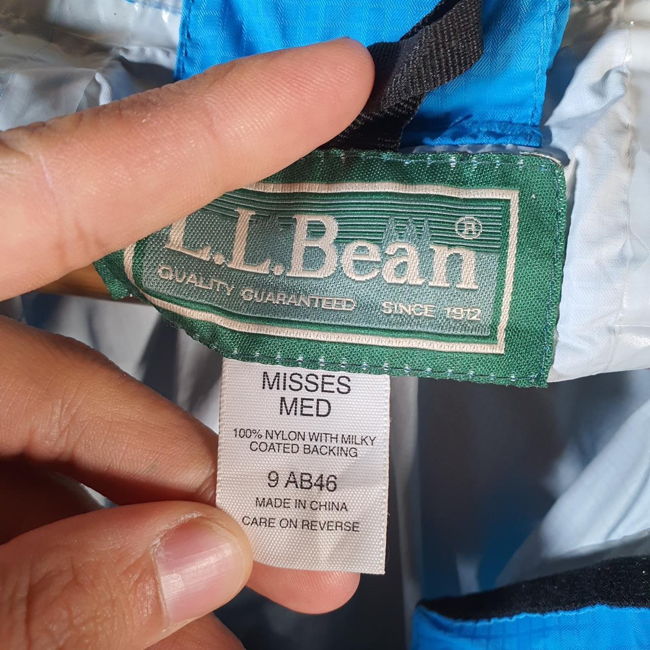 Vintage L.L. Bean Outdoors Nylon Jacket Womens Medium Blue Waterproof Hooded