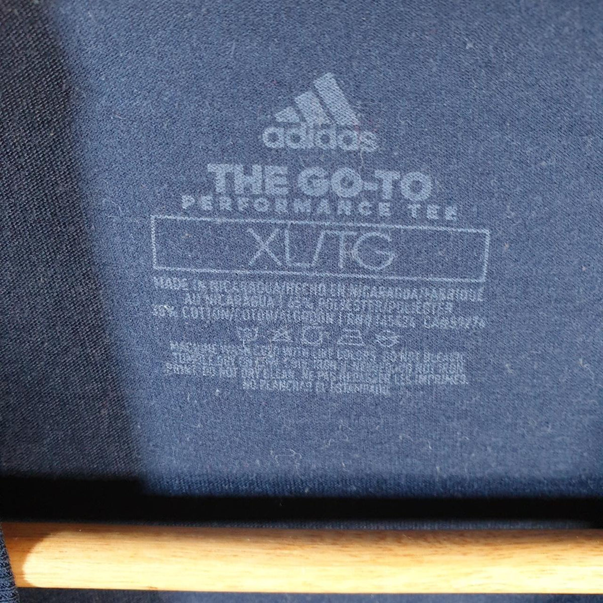 Vintage Adidas Go To Performance Tee T Shirt Men’s XL Navy Blue Three Stripes Athletic