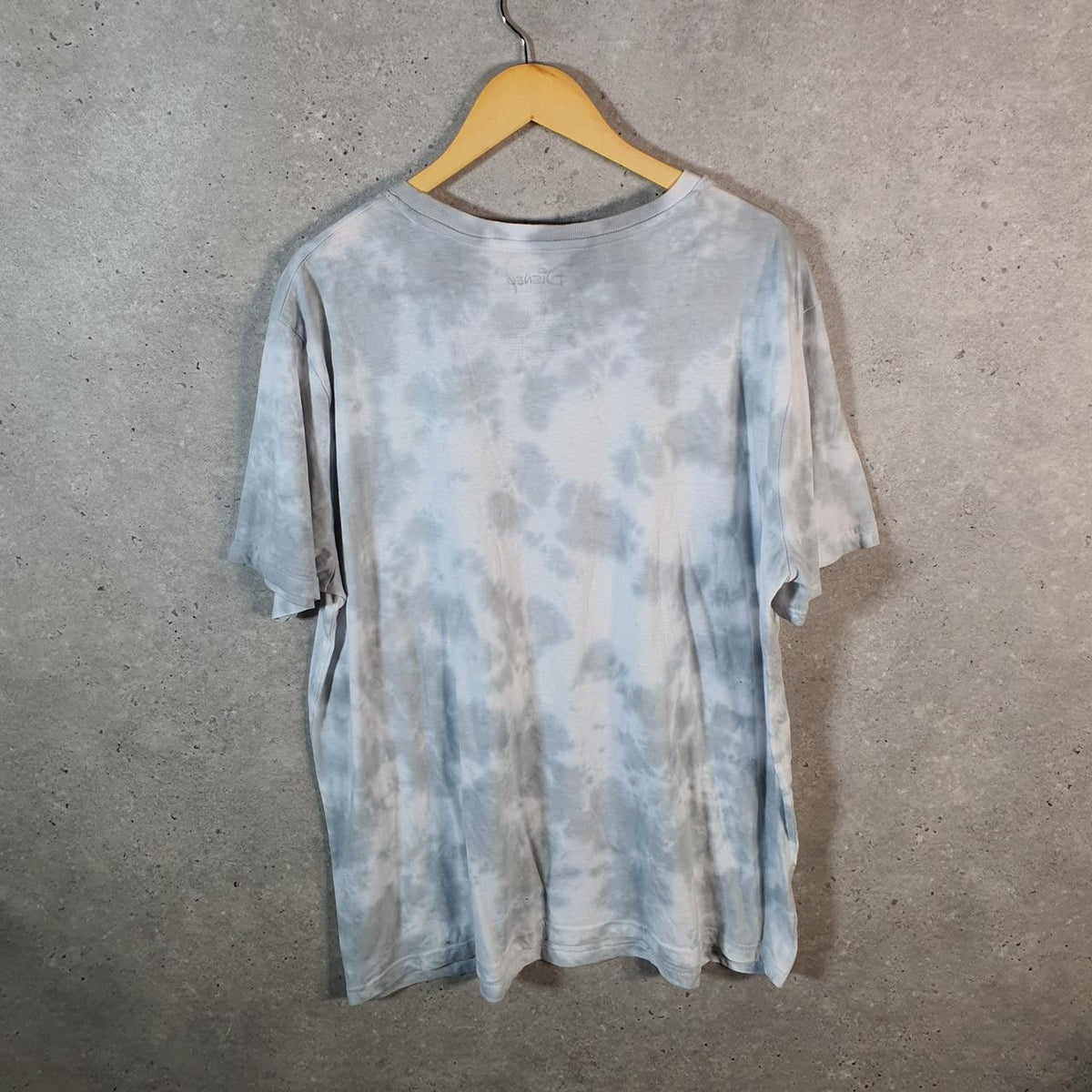 Vintage Disney Land Mickey Mouse Hanes T Shirt Shirt Men’s 2XL Grey Tie Dye Graphic Cartoon C9737