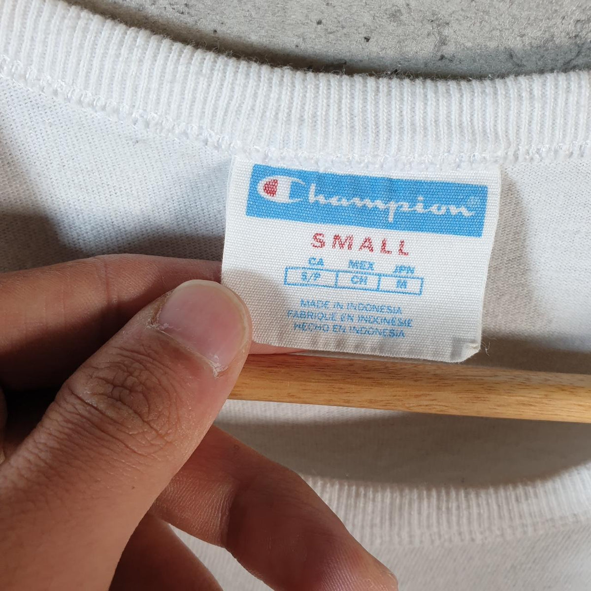 Vintage Champion Embroidered Colour Block T Shirt Men’s Small White American USA Athletic