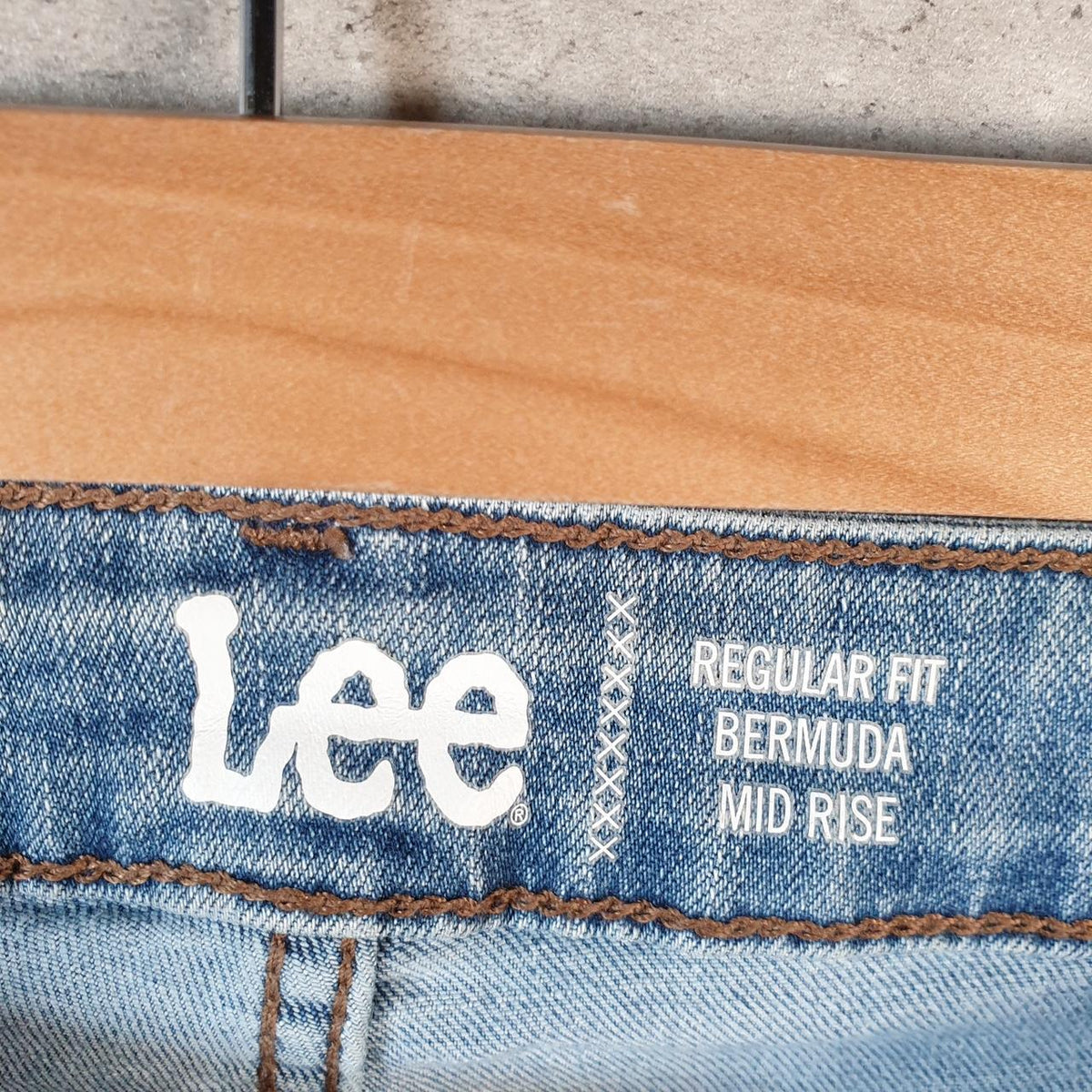 Vintage Lee Baggy Shorts Jorts Cargo Womens W30 Blue Relaxed Denim