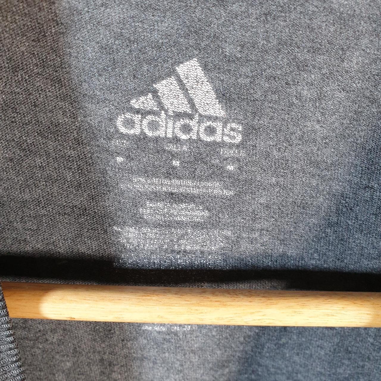 Vintage Adidas Spellout T Shirt Men’s XL Grey Three Stripes Athletic Logo