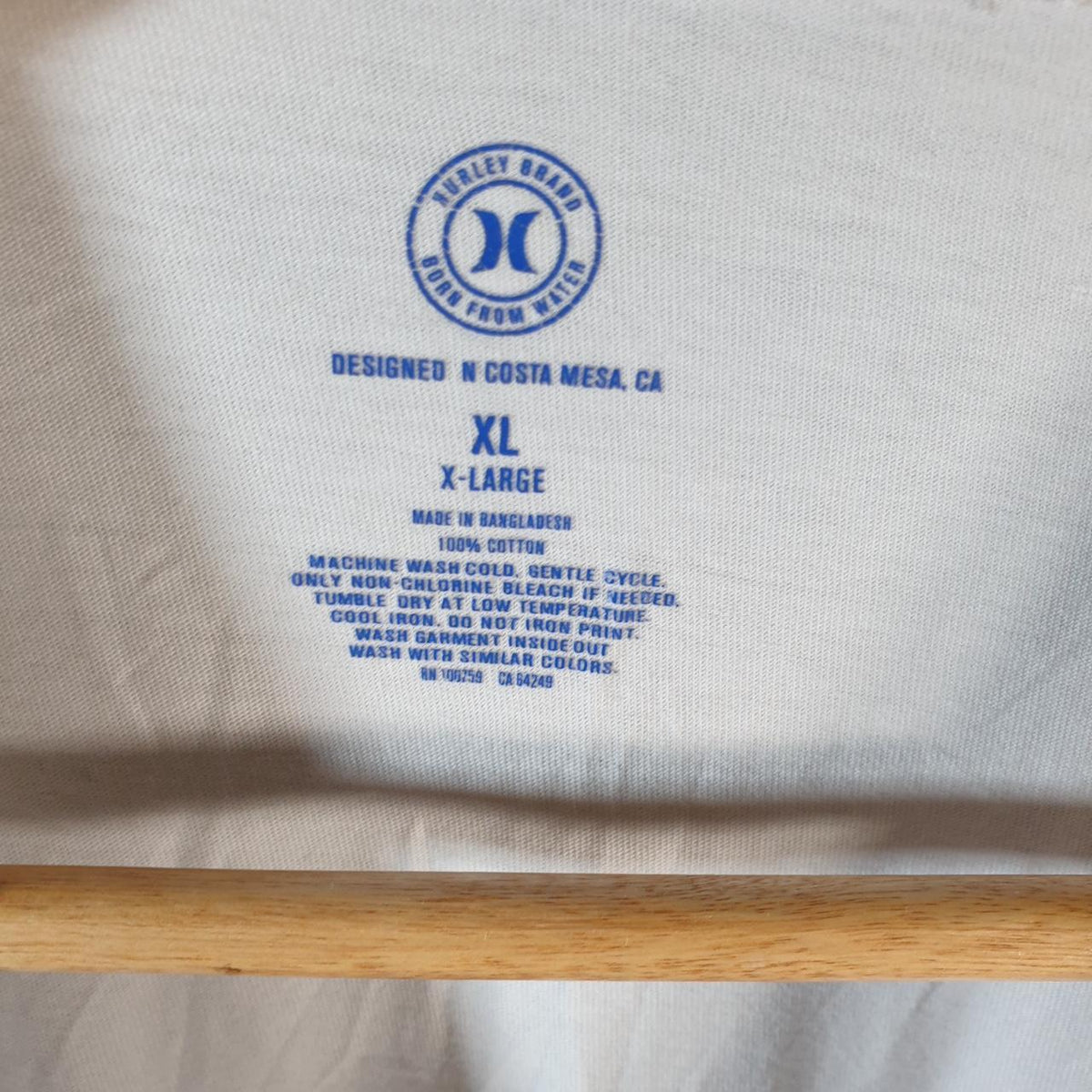 Vintage Hurley Graphic T Shirt Men’s White XL Casual Sports Logo Athletic
