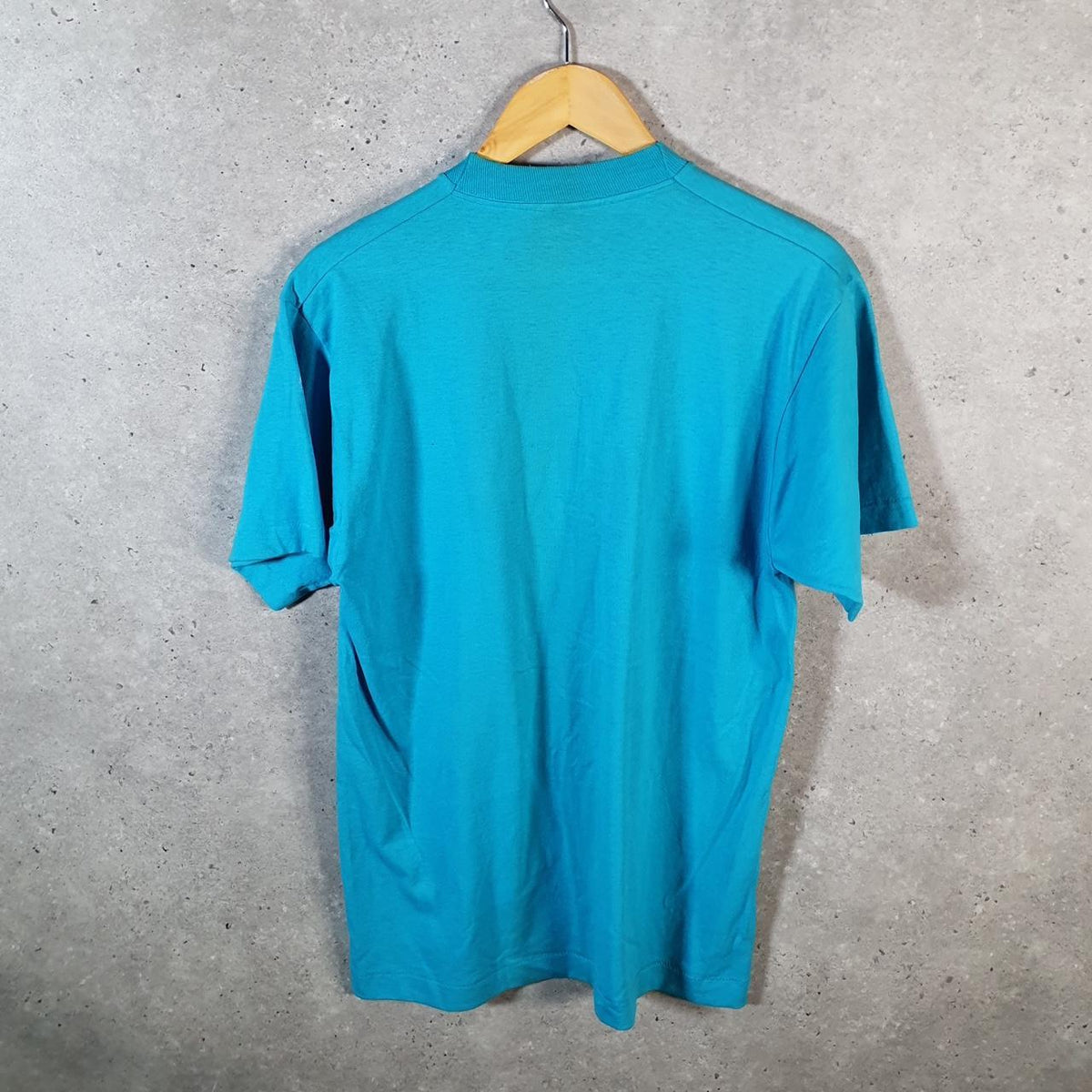 Vintage Screen Stars Best Williams 1990 USA Single Stitch T Shirt Men’s Large Blue Big Fish Vintage