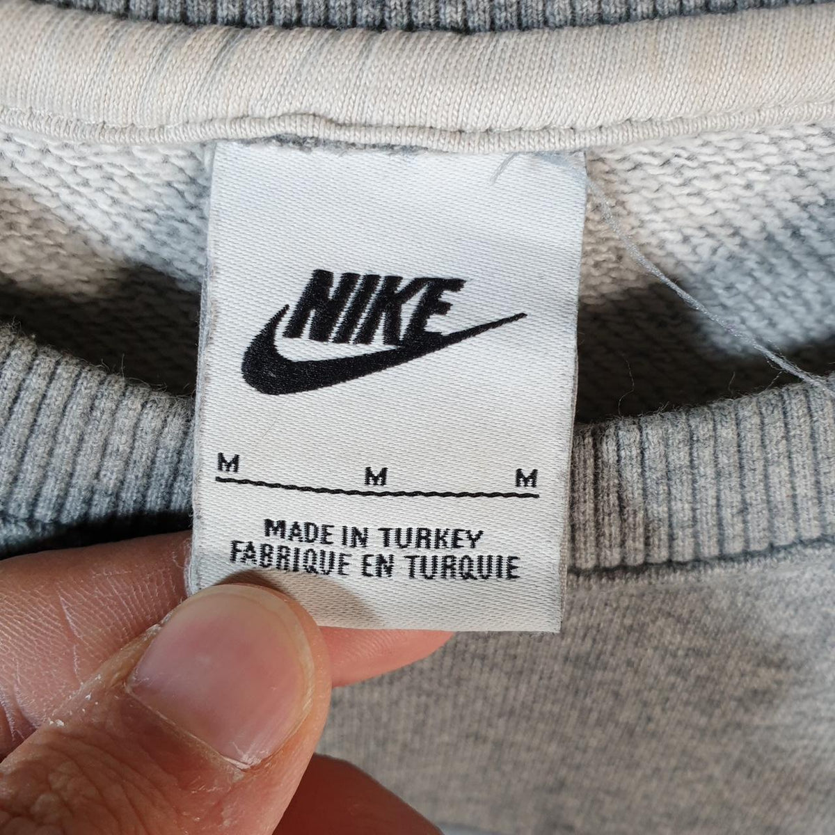 Vintage Nike Spellout Sweatshirt Womens Medium Grey Swoosh Y2K Pullover