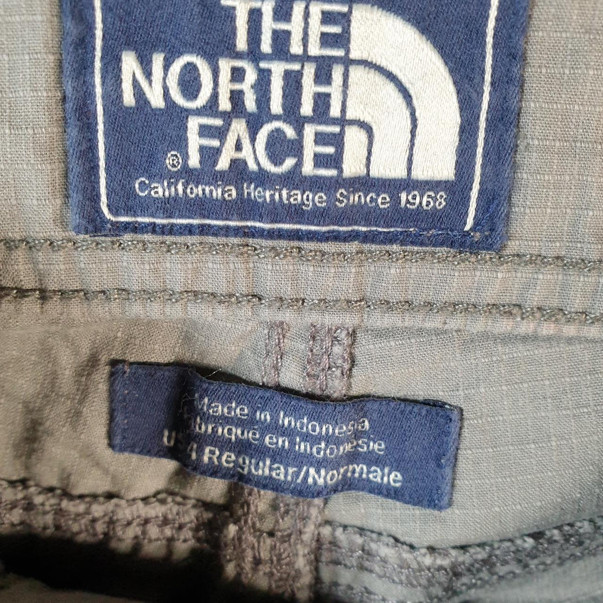 Vintage The North Face TNF Shorts Jorts Chino Cargo Womens UK6 Grey Baggy Cotton