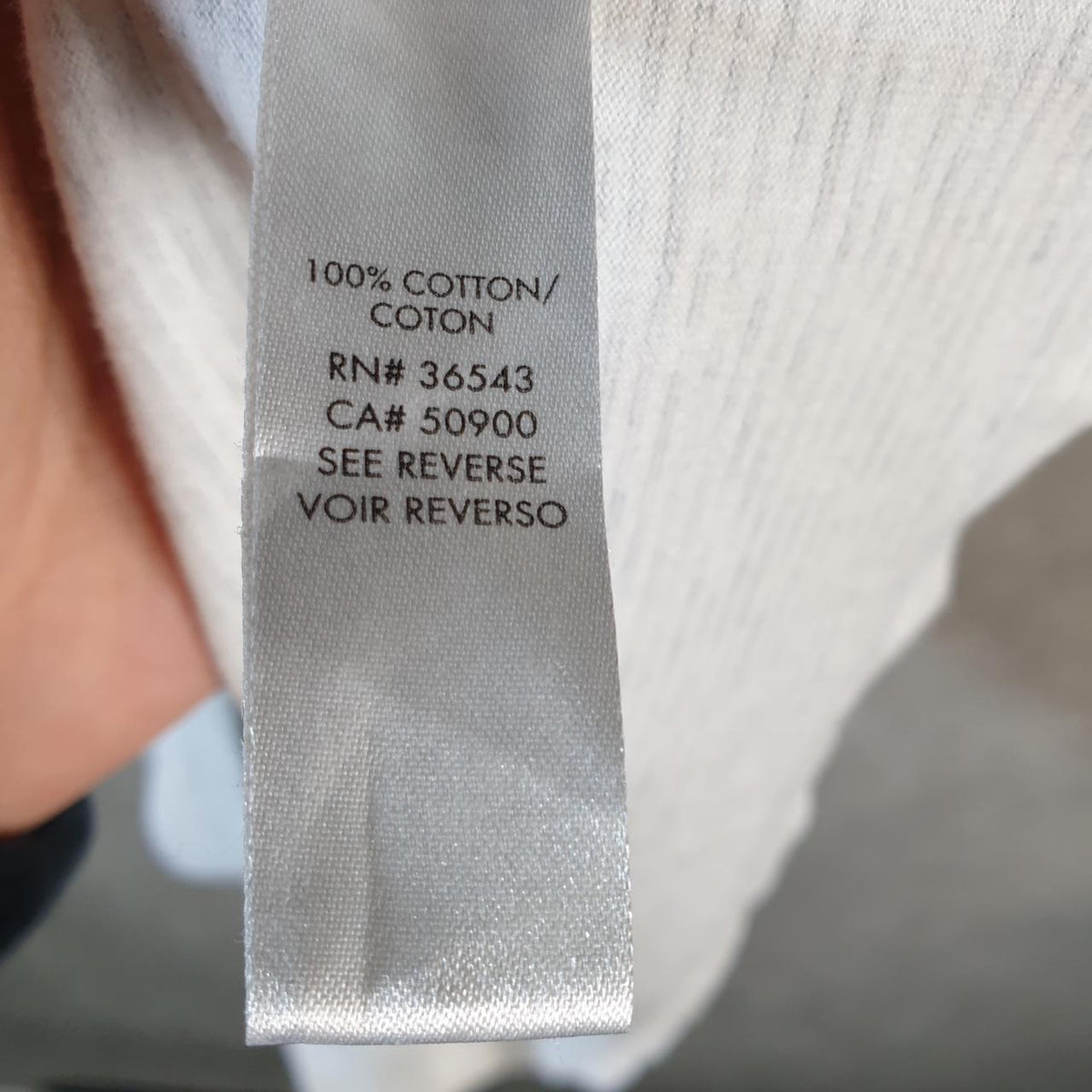 Vintage Calvin Klein Polo Shirt Men’s XL White Striped Classic Fit Embroidered Logo C9940