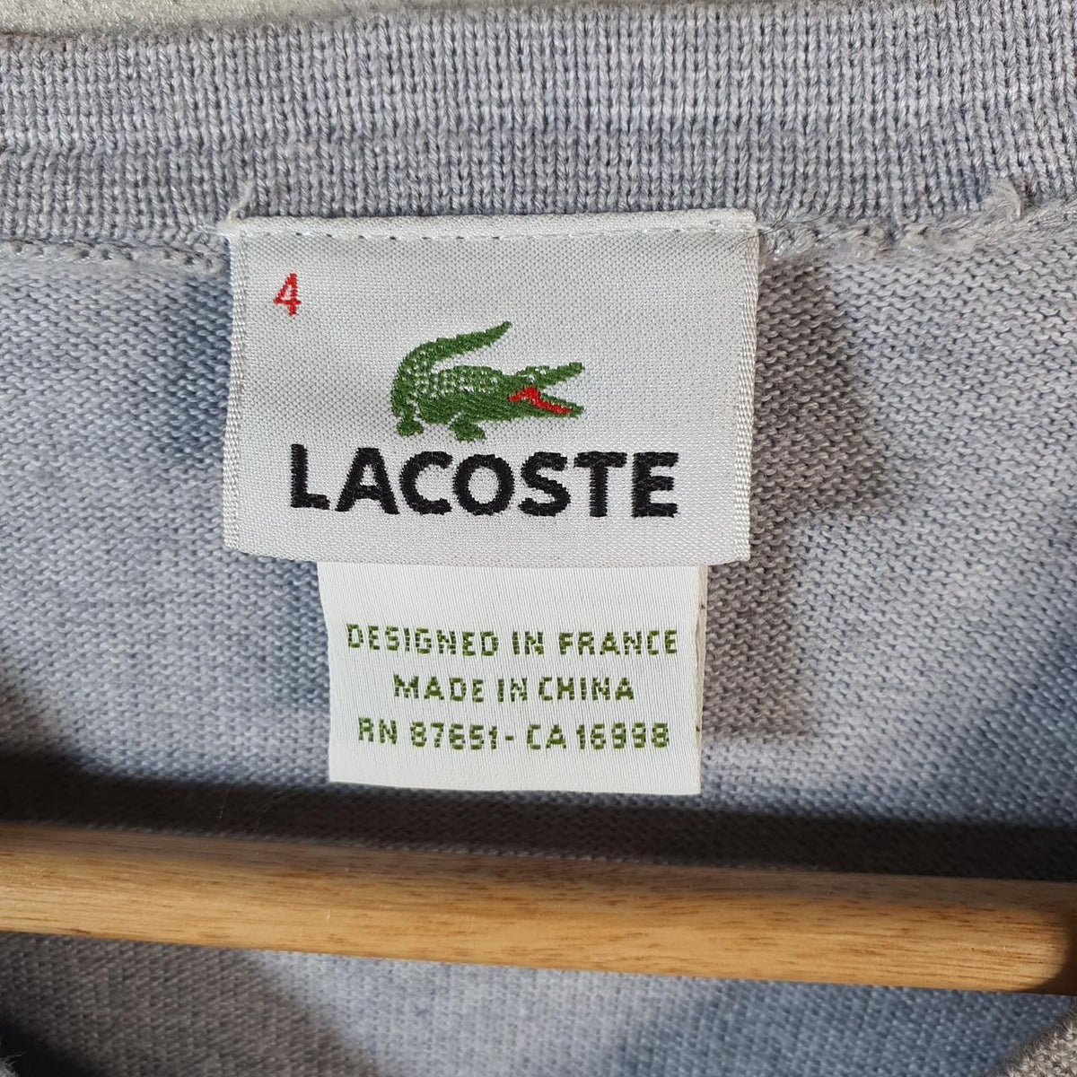 Vintage Lacoste Sweatshirt Men’s Small Grey Pullover Logo Y2K Jumper Logo