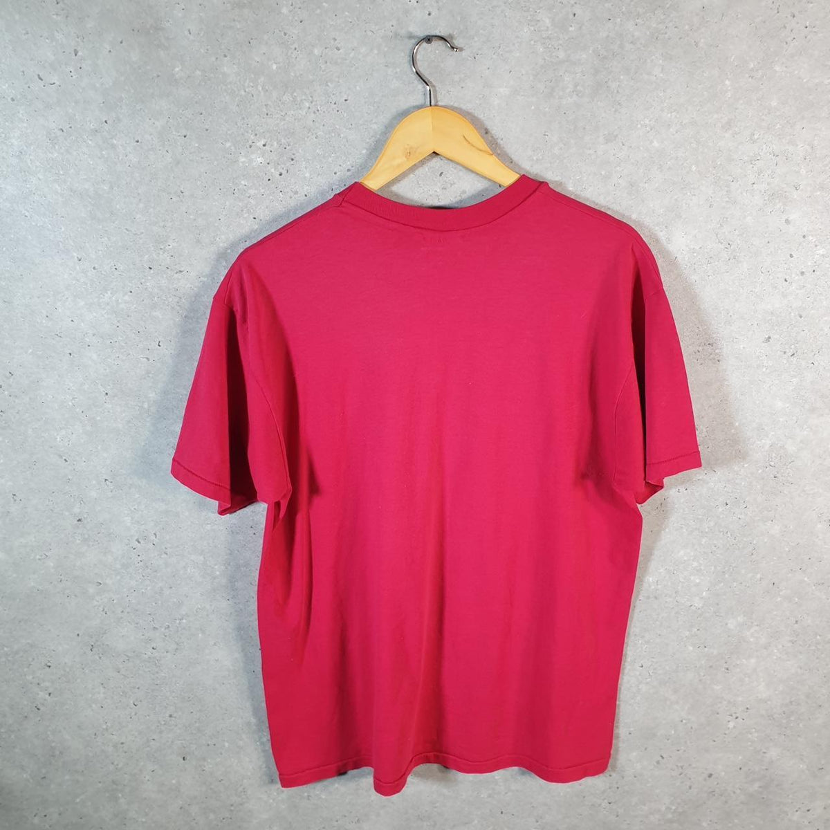 Vintage Hanes Calico House Hooksett 90s USA Single Stitch T Shirt Men’s XL Red C8394