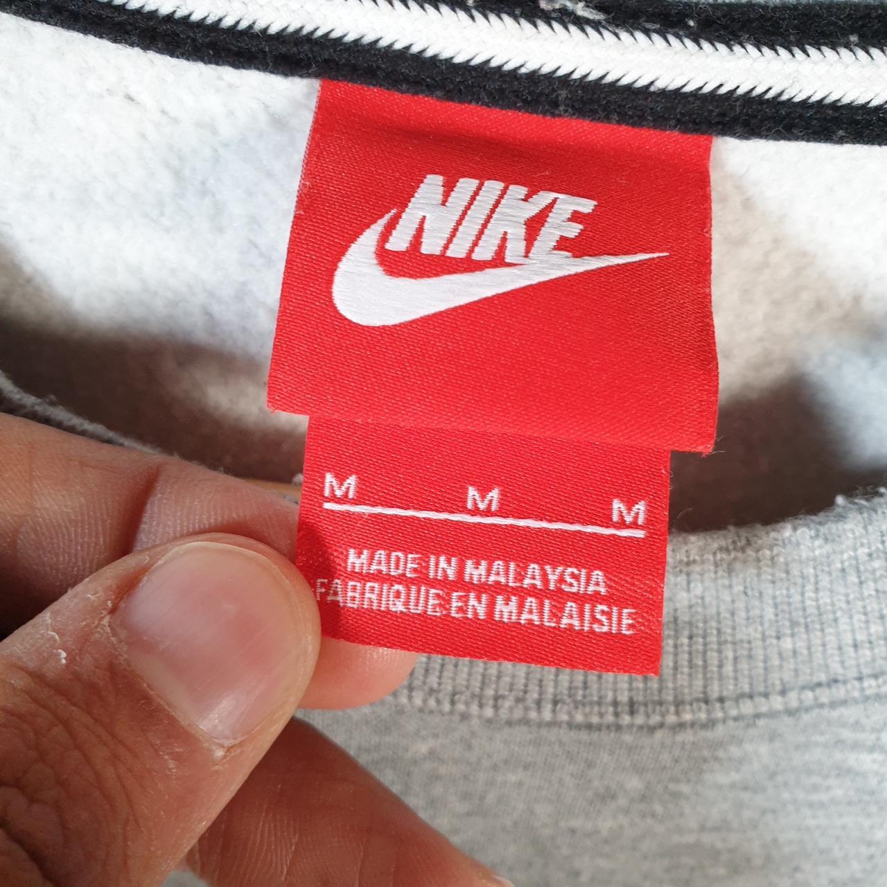 Vintage Nike Club Embroidered Sweatshirt Men’s Medium Grey Swoosh Y2K Pullover Logo