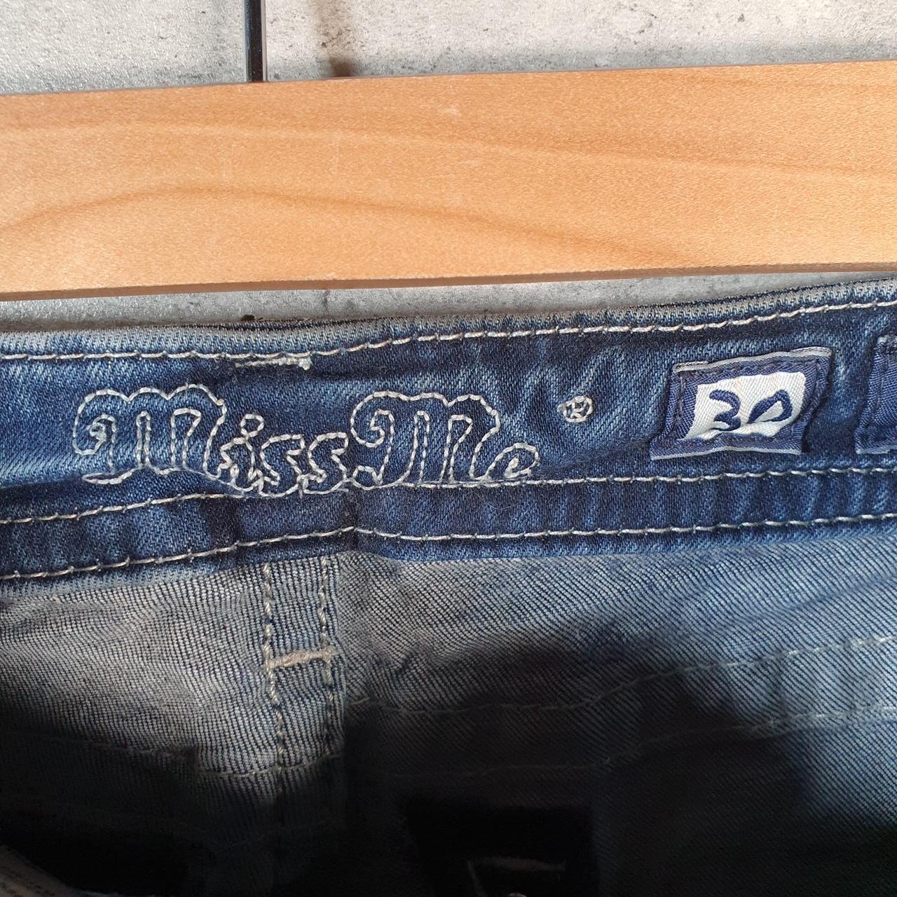 Vintage Miss Me Baggy Y2K Hip Hop Jeans Shorts Jorts Womens W30 Blue Denim USA A4825