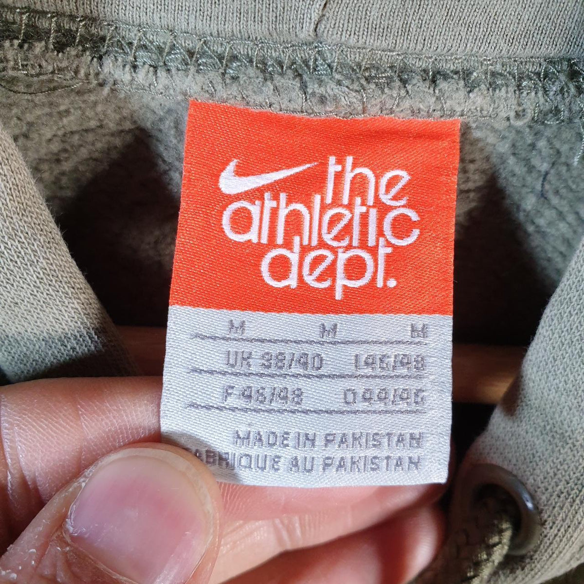 Vintage Nike 90s Athletic Department Hoodie Men’s Medium Khaki Green Swoosh Pullover