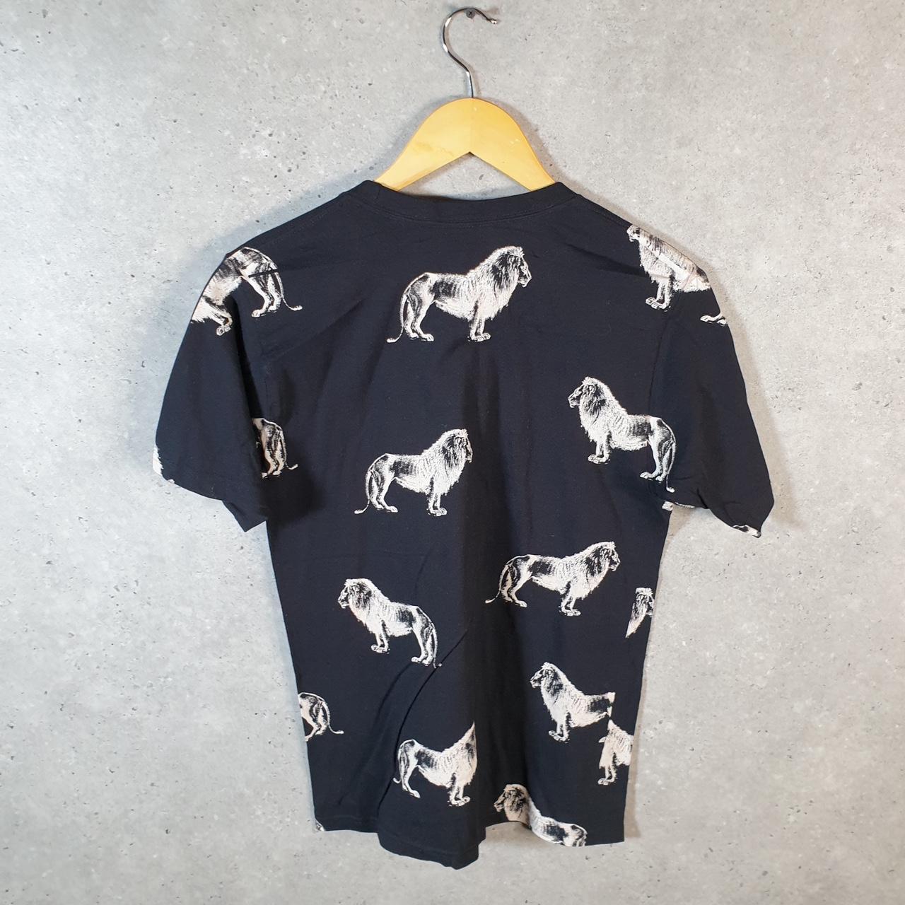 Vintage Stussy Lion All Over Print AOP T Shirt Men’s Small Black Graphic Short Sleeve