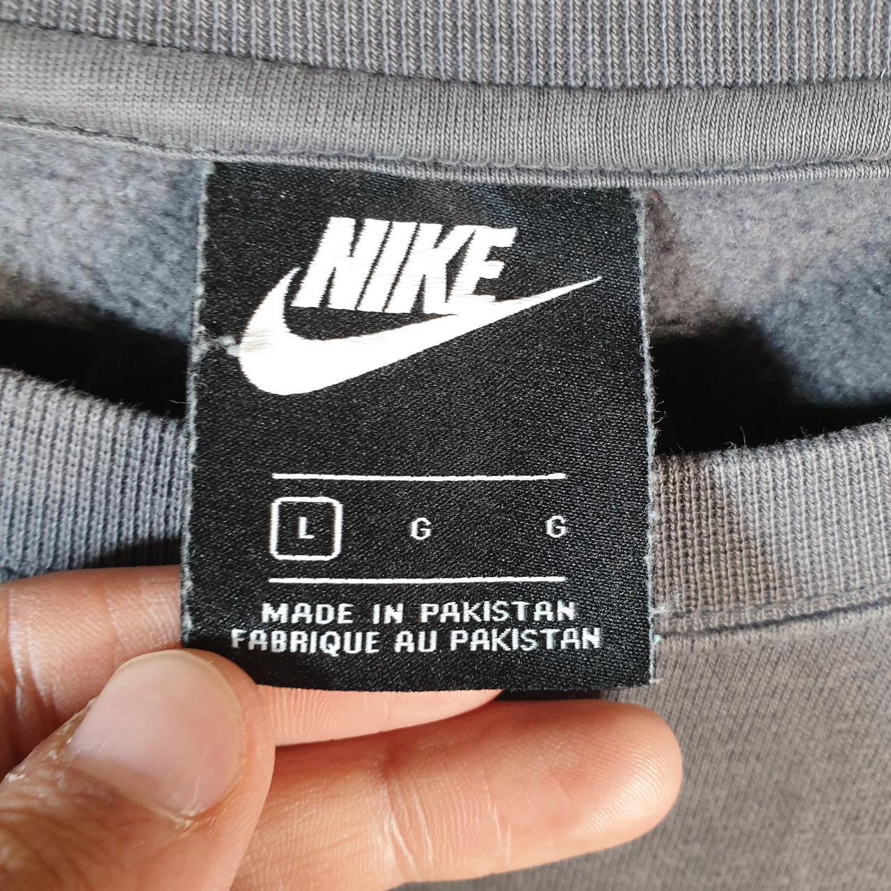 Vintage Nike Club Embroidered Sweatshirt Men’s Large Grey Swoosh Y2K Pullover Logo