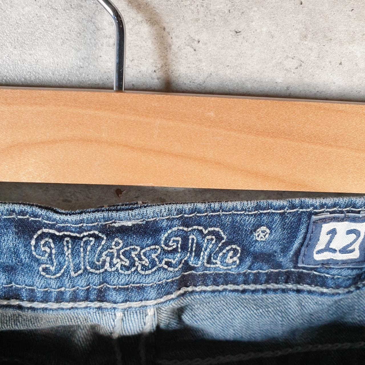 Vintage Miss Me Baggy Y2K Hip Hop Jeans Shorts Jorts Womens W24 Blue Denim Low Rise