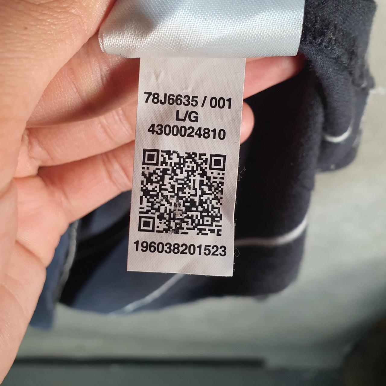 Vintage Tommy Hilfiger T Shirt Men’s Large Black Striped Regular Fit Embroidered Logo