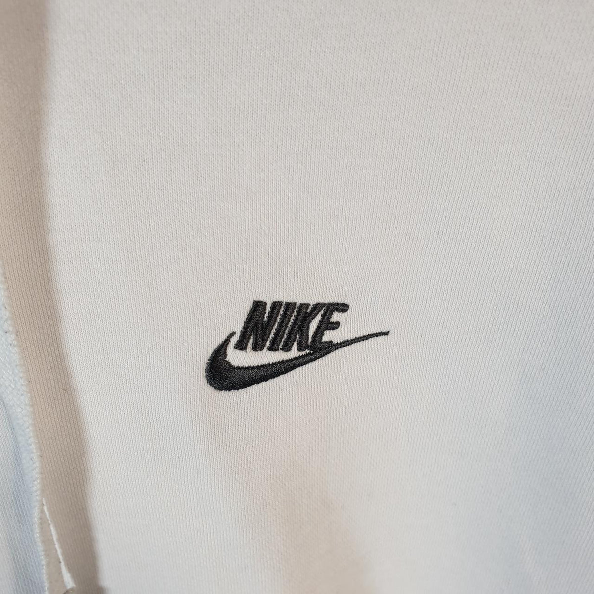 Vintage Nike Club Embroidered Hoodie Men’s Medium White Swoosh Y2K Pullover