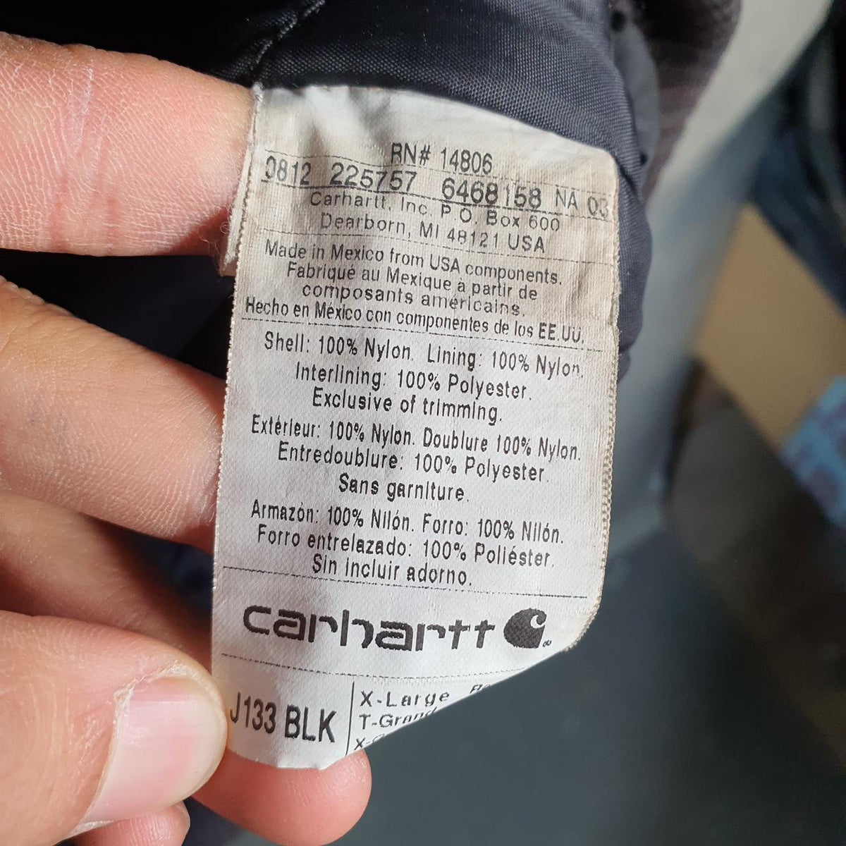 Vintage Carhartt 90s Active Hooded Jacket Men’s XL Black Workwear J133 BLK Canvas USA Big Fish Vintage