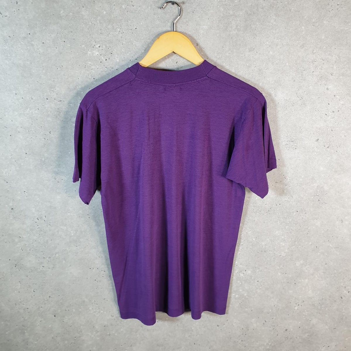 Vintage Fruit of the Loom Otter Trail Lake Minnesota 90s Single Stitch T Shirt Men’s Medium Purple C8807