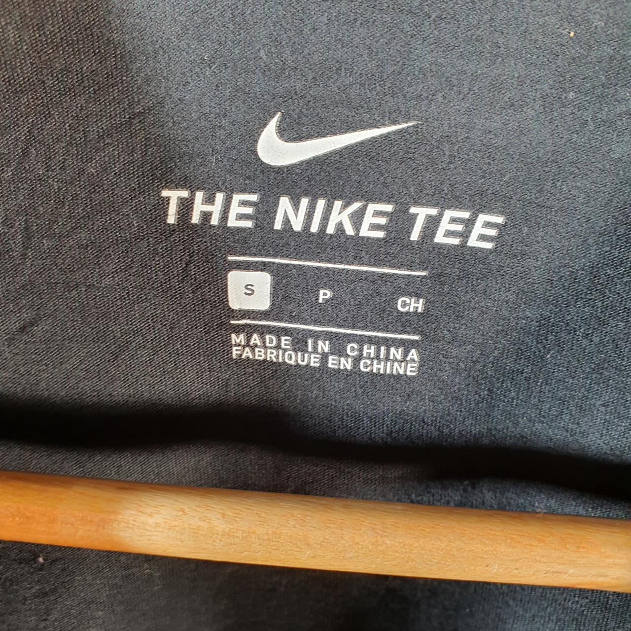 Vintage Nike T Shirt Men’s Small Black Printed Single Swoosh Logo Athletic Big Fish Vintage