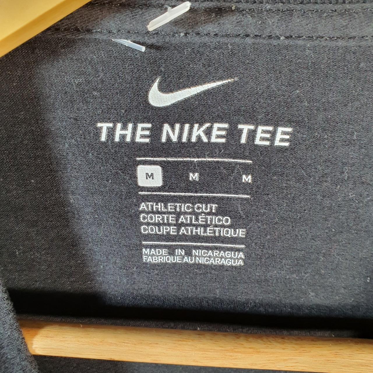 Vintage Nike Spellout Club T Shirt Men’s Medium Black Logo Swoosh Athletic