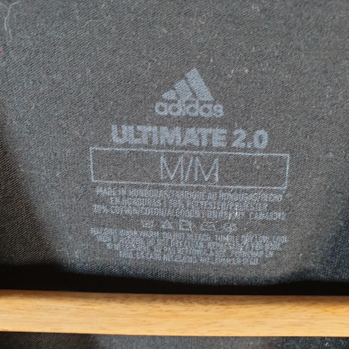 Vintage Adidas Ultimate 2.0 T Shirt Shirt Men’s Medium Black Three Stripes Logo Athletic