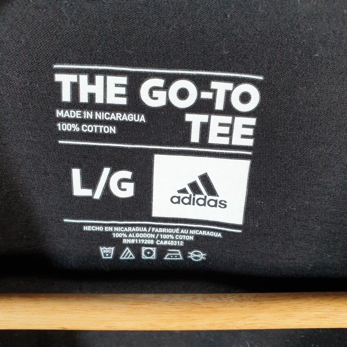 Vintage Adidas Go To Tee NHL Las Vegas Golden Knights T Shirt Men’s Large Black