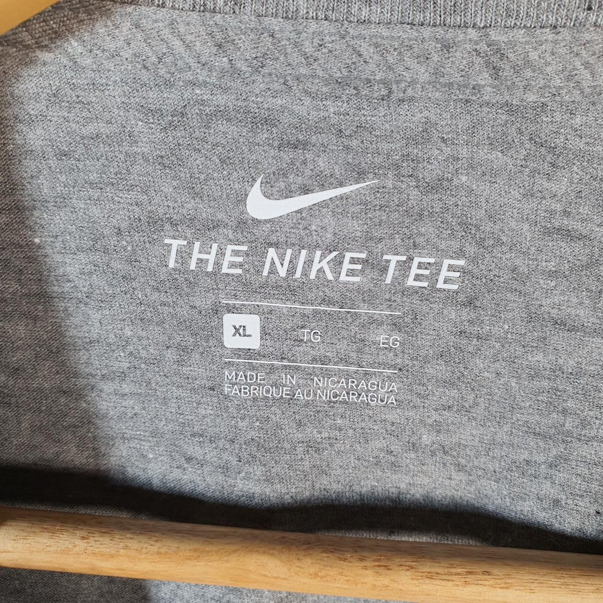 Vintage Nike MLB New York Yankees Spellout T Shirt Men’s XL Grey Swoosh Athletic