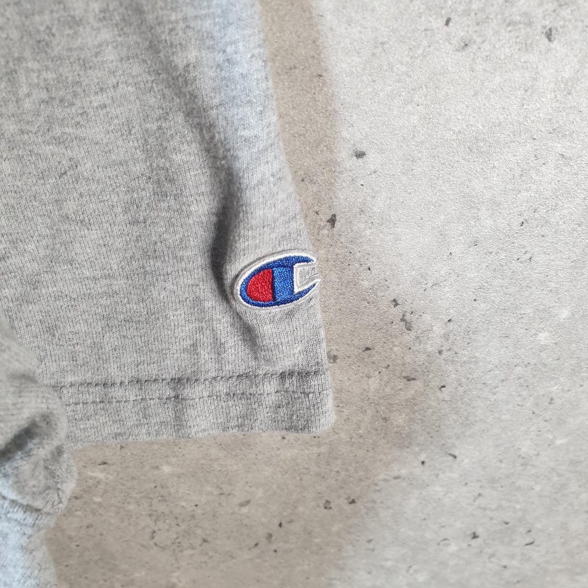 Vintage Champion 90s Spellout T Shirt Men’s Medium Grey USA Athletic