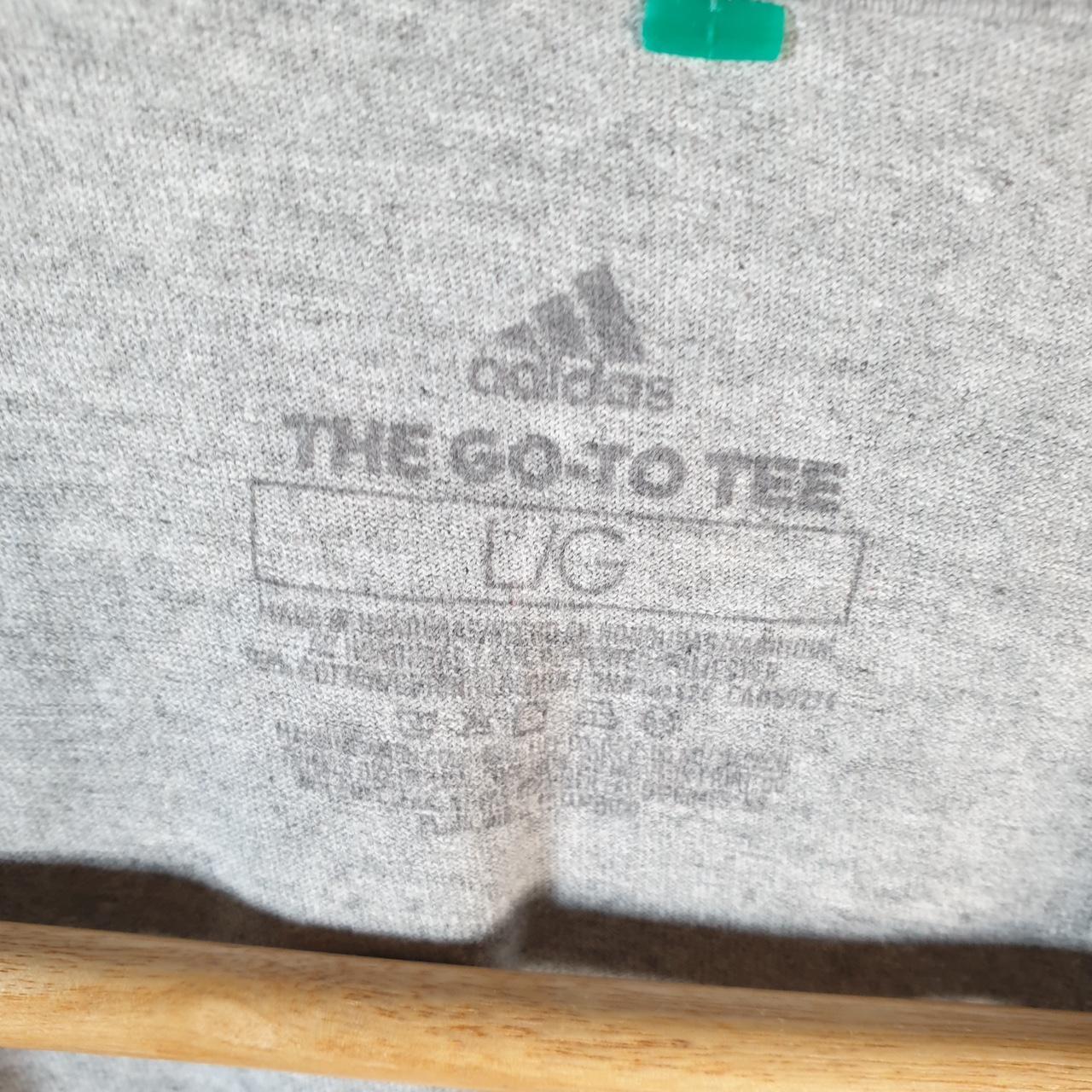 Vintage Adidas Go To Tee T Shirt Men’s Large Grey Three Stripes Logo Athletic