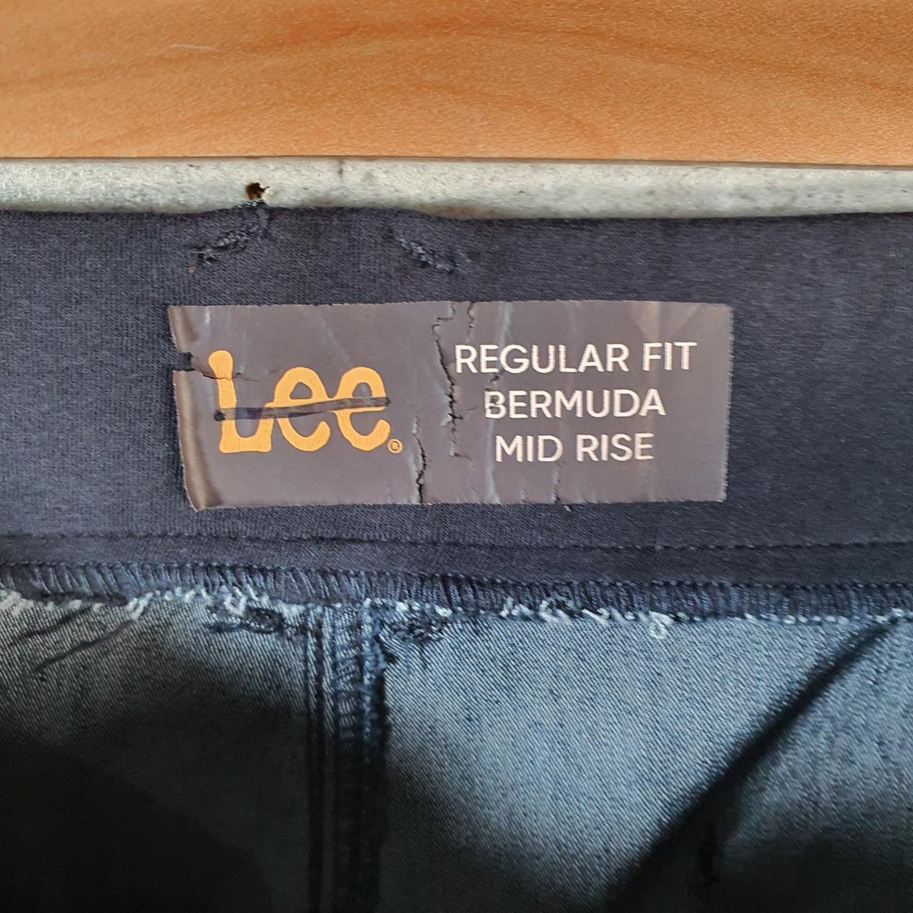 Vintage Lee Mid Rise Baggy Shorts Jorts Cargo Womens W44 Blue Relaxed Denim A4539