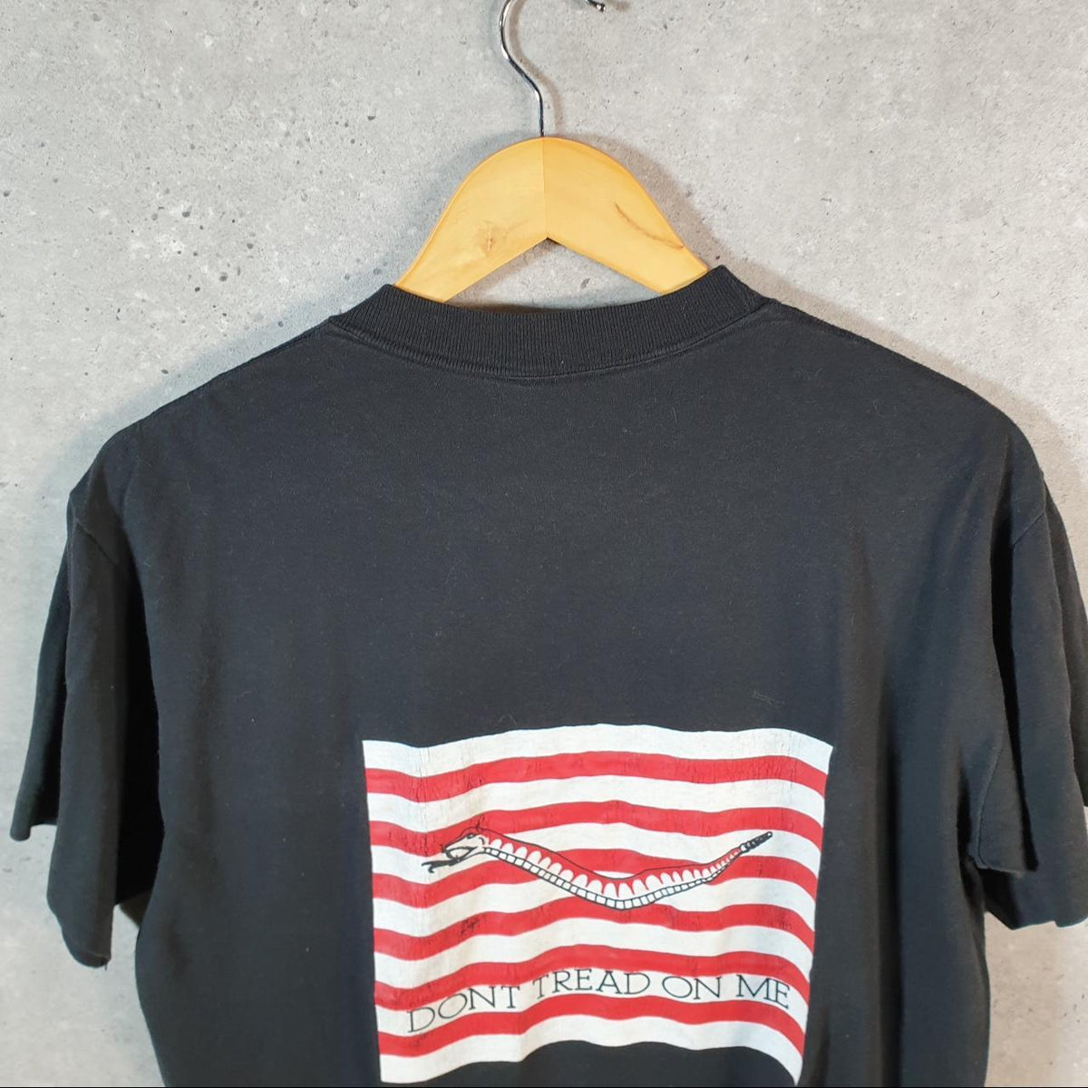 Vintage Dont Tread on Me Snake Graphic USA Single Stitch T Shirt Men’s Small Black C8017