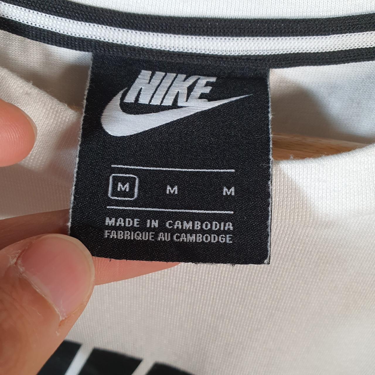 Vintage Nike Club Spellout T Shirt Shirt Men’s Medium White Logo Athletic C9833