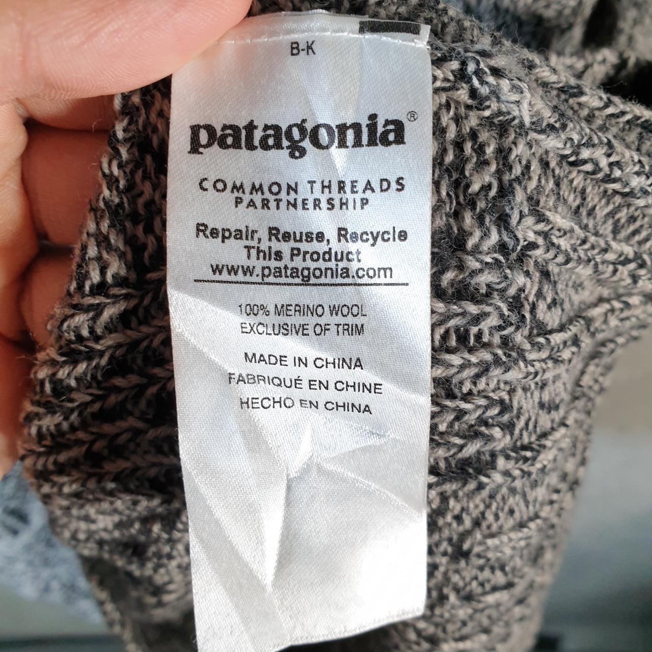 Vintage Patagonia Merino Cable Knit Cardigan Womens Small Grey Winter
