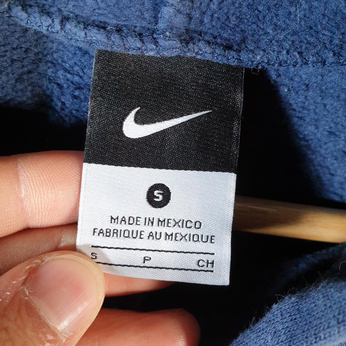 Vintage Nike Centre Swoosh Xavier Lacrosse Hoodie Men’s Small Navy Blue Swoosh Y2K
