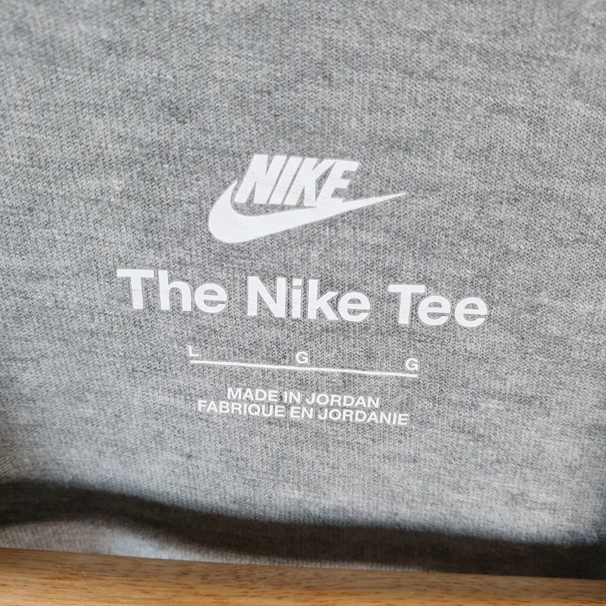 Vintage Nike Club Embroidered T Shirt Men’s Large Grey Logo Swoosh Athletic