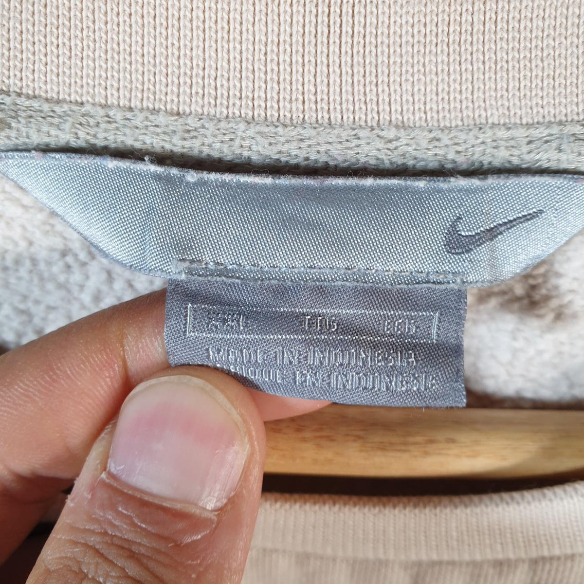 Vintage Nike 90s Embroidered Sweatshirt Men’s 2XL Beige Swoosh Y2K Pullover Logo