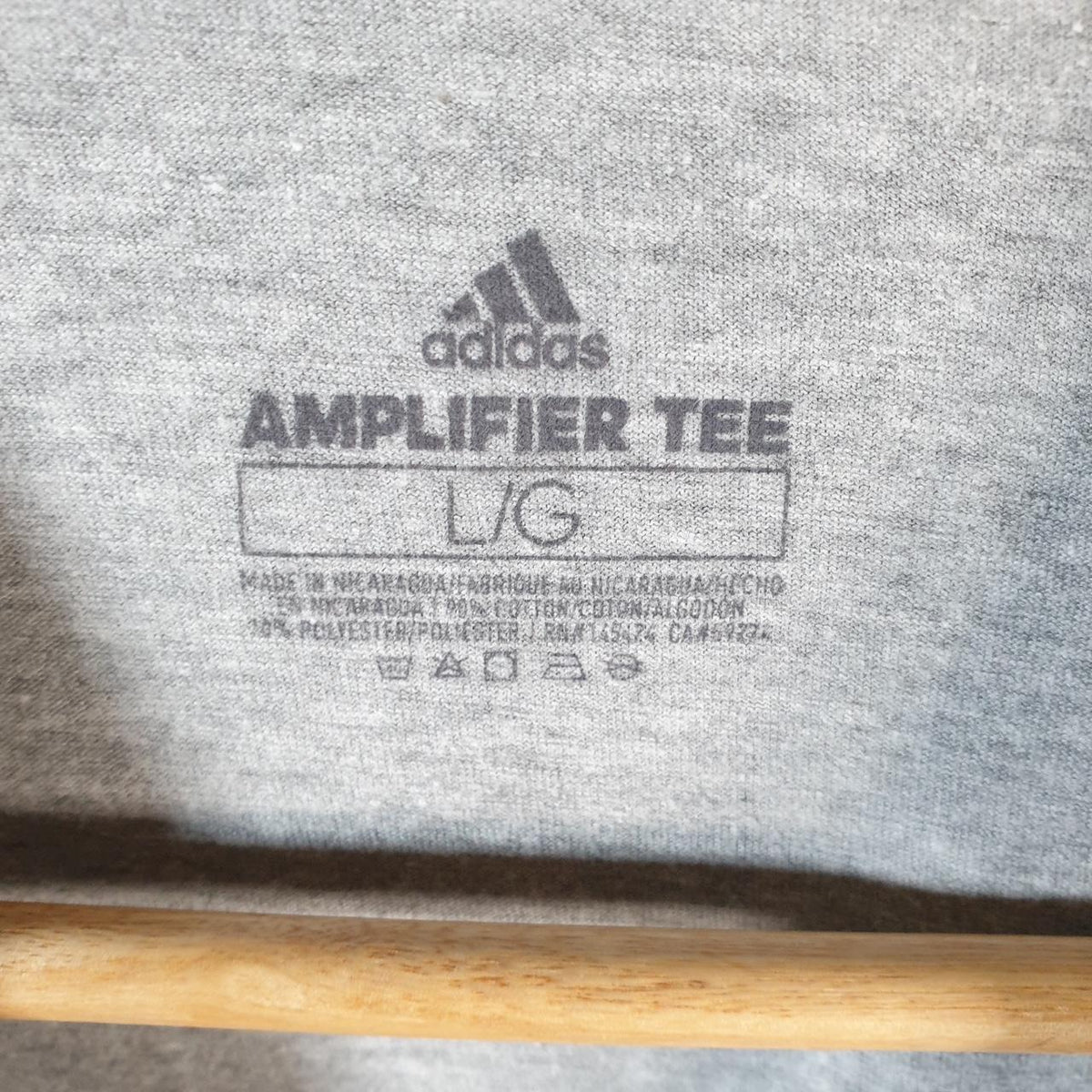 Vintage Adidas Amplifier T Shirt Men’s Large Grey Three Stripes Logo Athletic