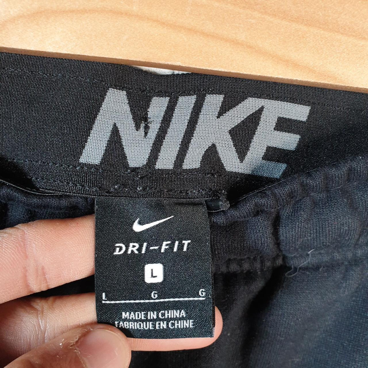 Vintage Nike Dri Fit Sweatpant Joggers Mens Large Black Swoosh Sports Tracksuit Big Fish Vintage