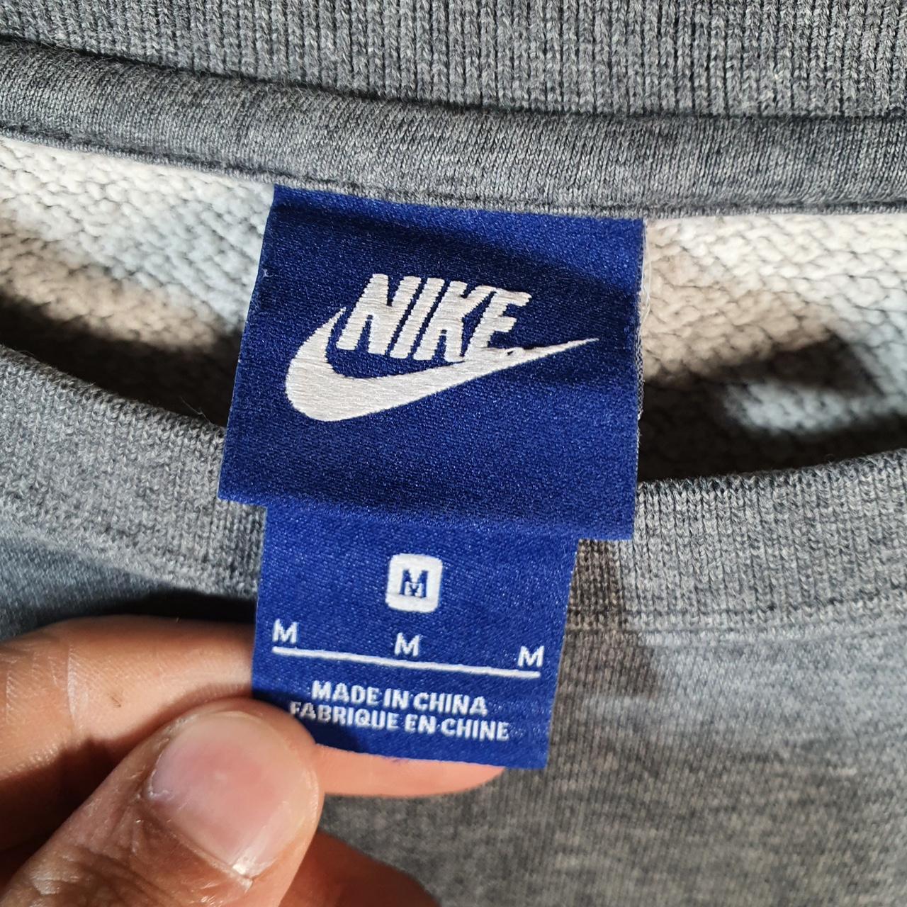 Vintage Nike Club Embroidered Sweatshirt Men’s Medium Grey Swoosh Y2K Pullover