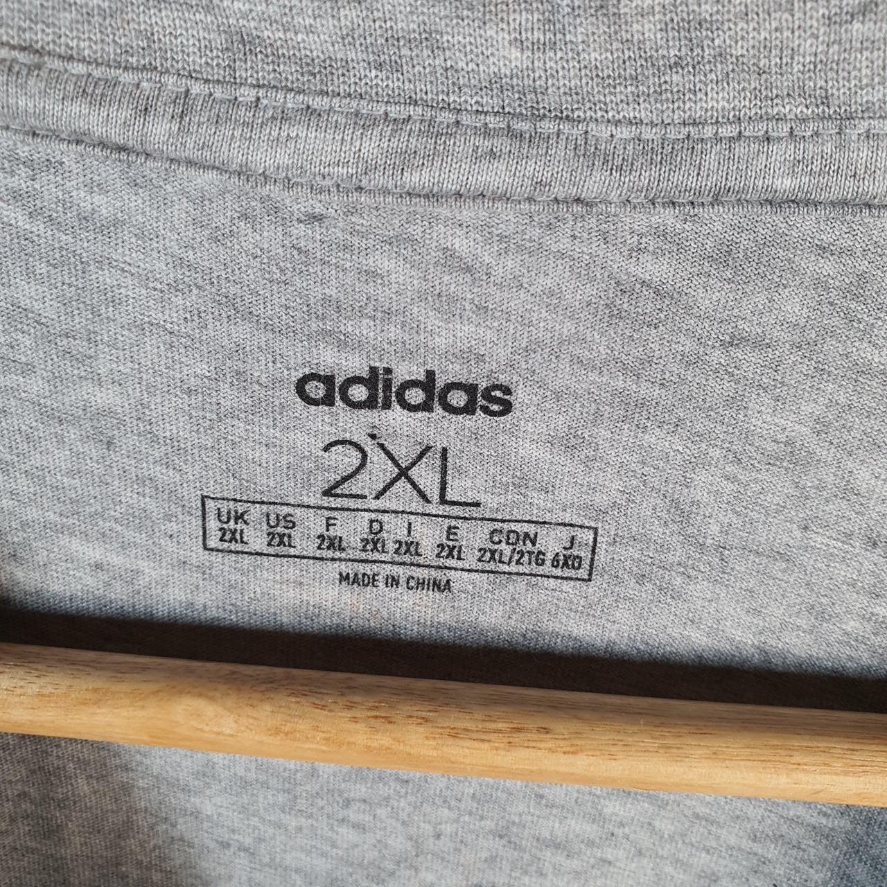 Vintage Adidas Spellout T Shirt Men’s 2XL Grey Three Stripes Logo Athletic