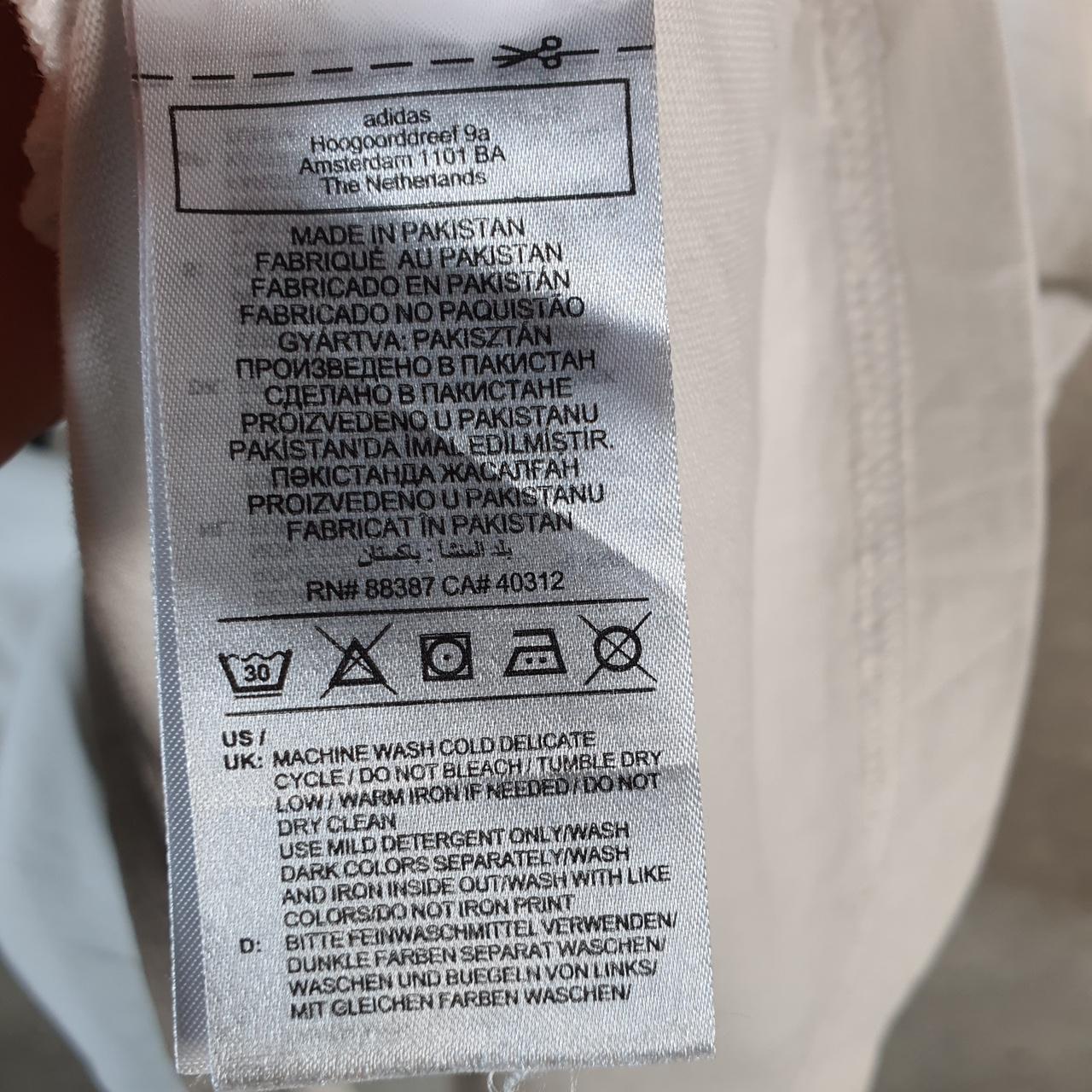 Vintage Adidas Spellout T Shirt Men’s Small White Sportswear Spellout Logo Athletic