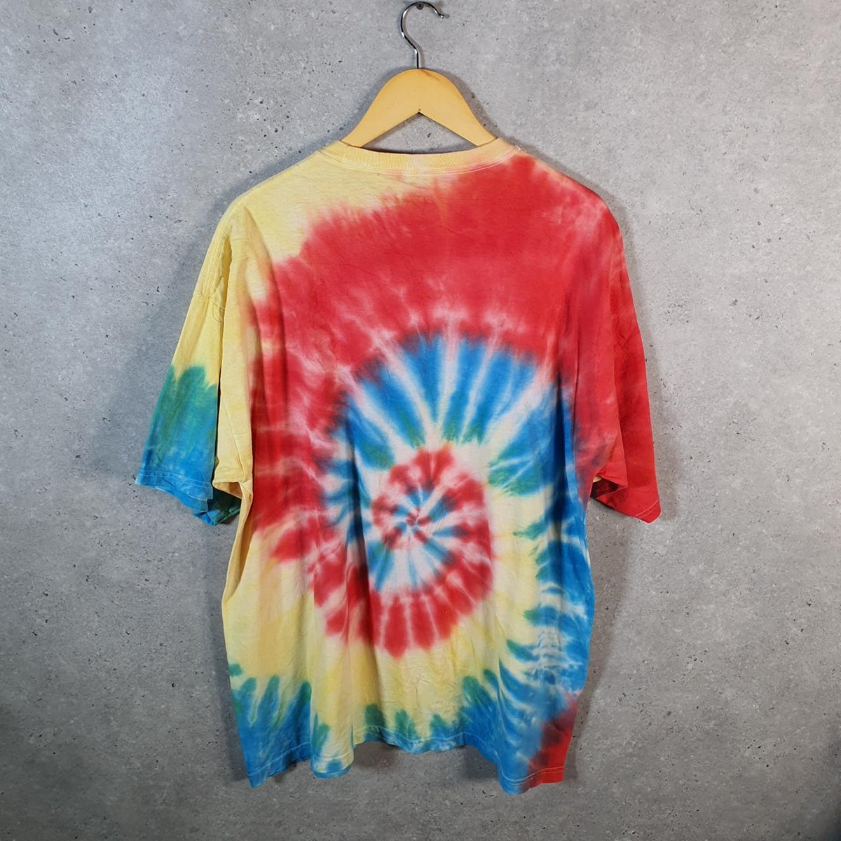 Vintage Disney Land Mickey Mouse Florida 2022 T Shirt Shirt Men’s 2XL Red Tie Dye Graphic C9813