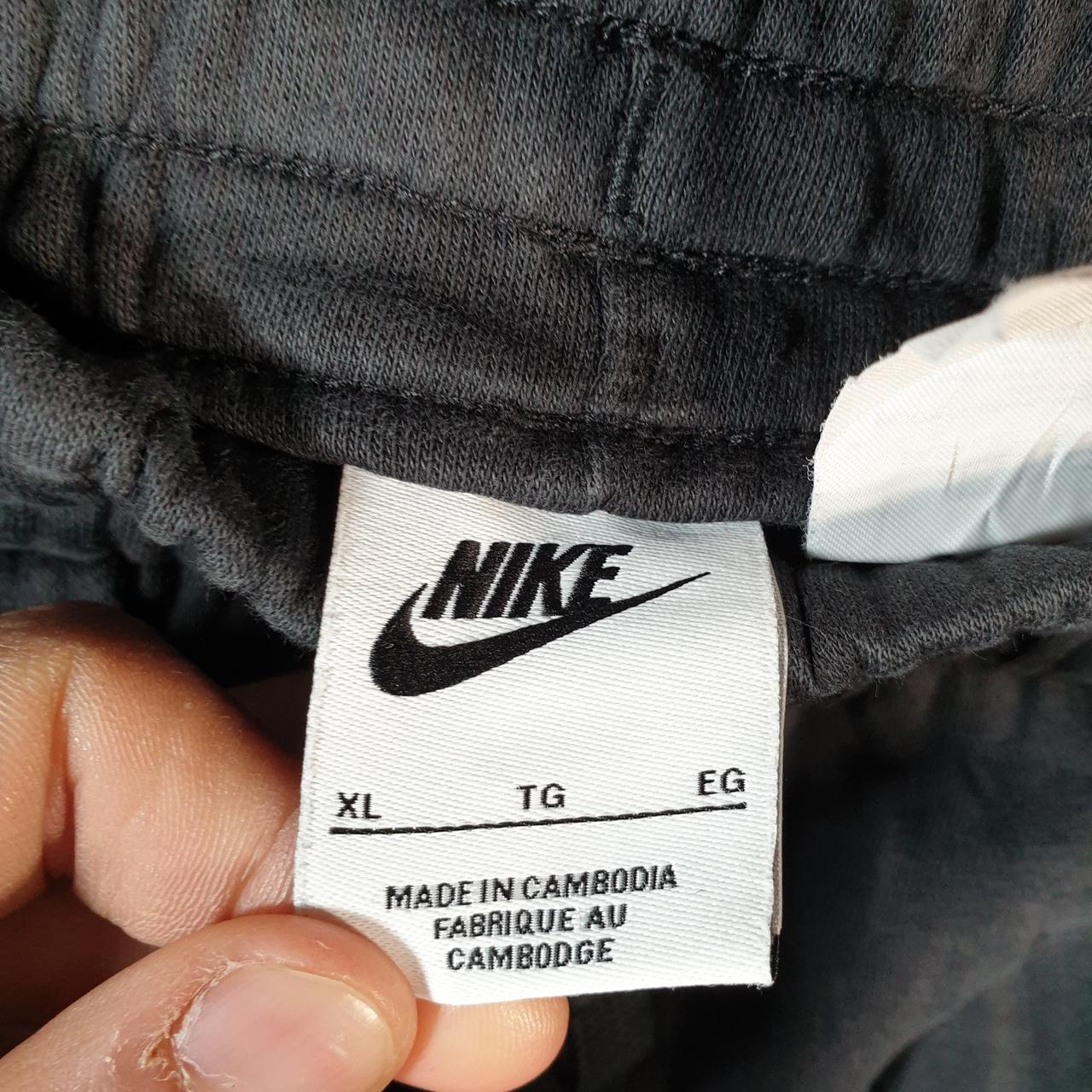 Vintage Nike Club Sweatpant Joggers Womens XL Black Swoosh Sports Tracksuit Big Fish Vintage