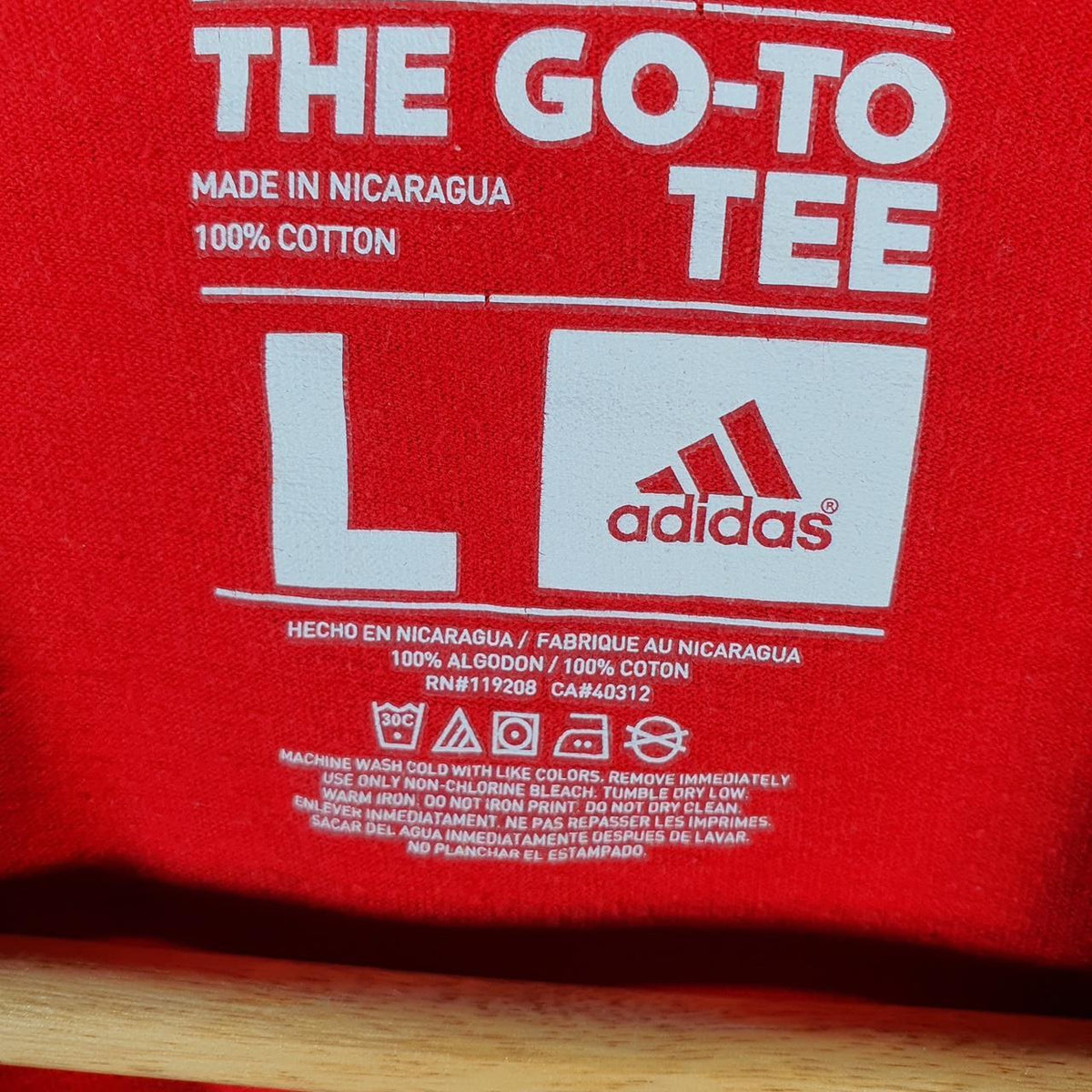 Vintage Adidas Go To Tee T Shirt Men’s Large Red Three Stripes Logo