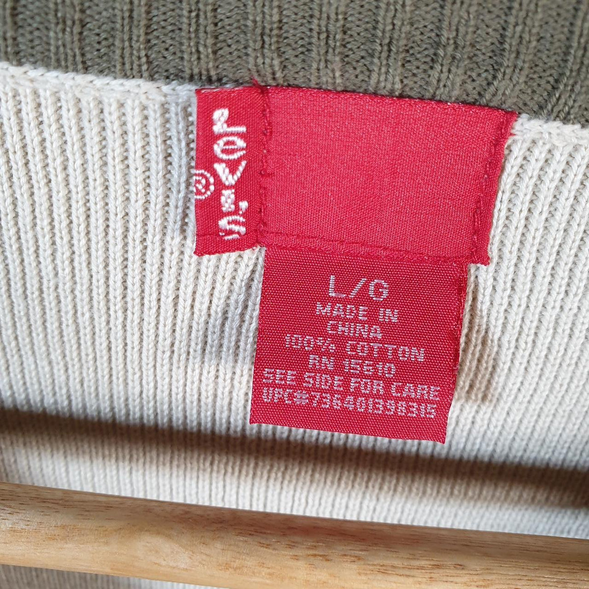 Vintage Levi’s Knit Sweater Men’s Large Cream Y2K Pullover Casual