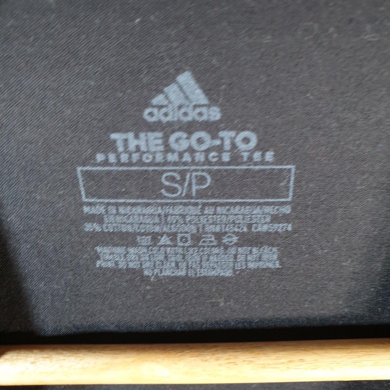 Vintage Adidas Go To Performance Tee T Shirt Men’s Small Black Three Stripes Logo Athletic